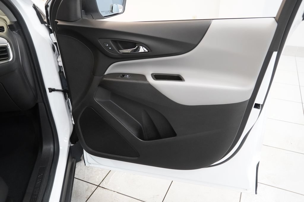 Used 2024 Chevrolet Equinox LS w/ LS Convenience Package FWD image 26