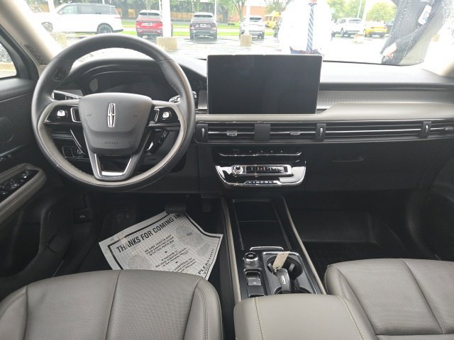 Certified 2024 Lincoln Corsair AWD w/ Equipment Group 101A image 27