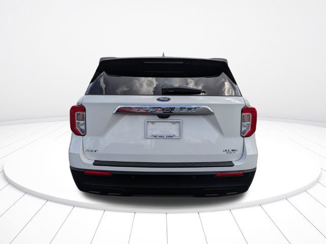 Used 2023 Ford Explorer XLT RWD image 4