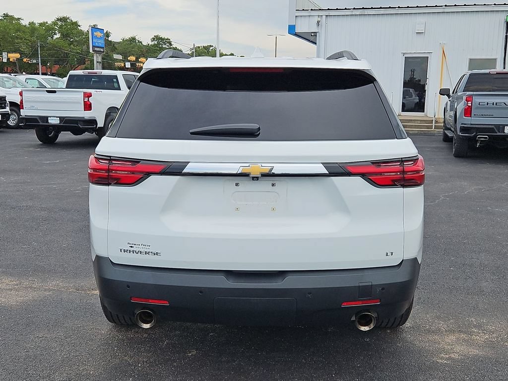Certified 2022 Chevrolet Traverse LT FWD image 13