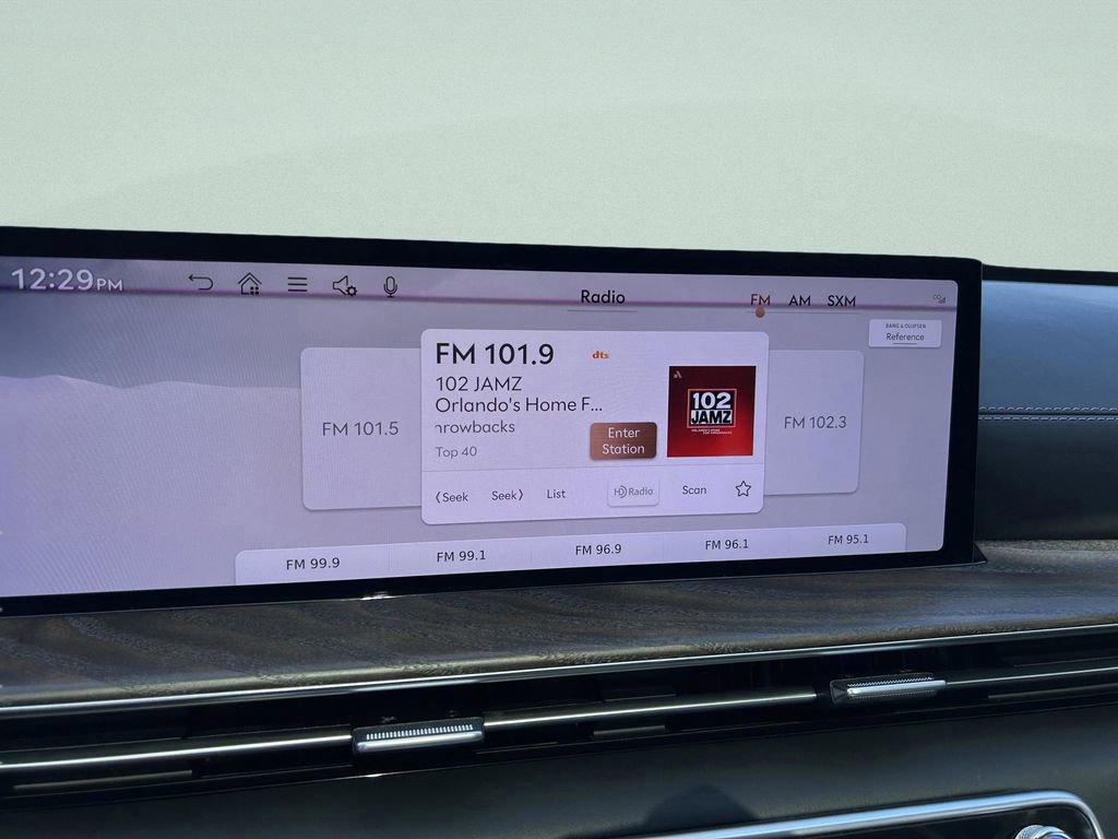 Used 2025 Genesis GV80 3.5T Prestige image 24