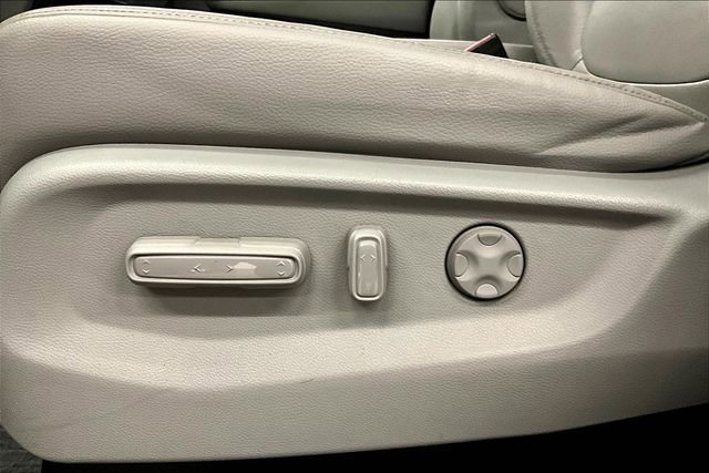 Used 2024 Honda Odyssey Touring image 32