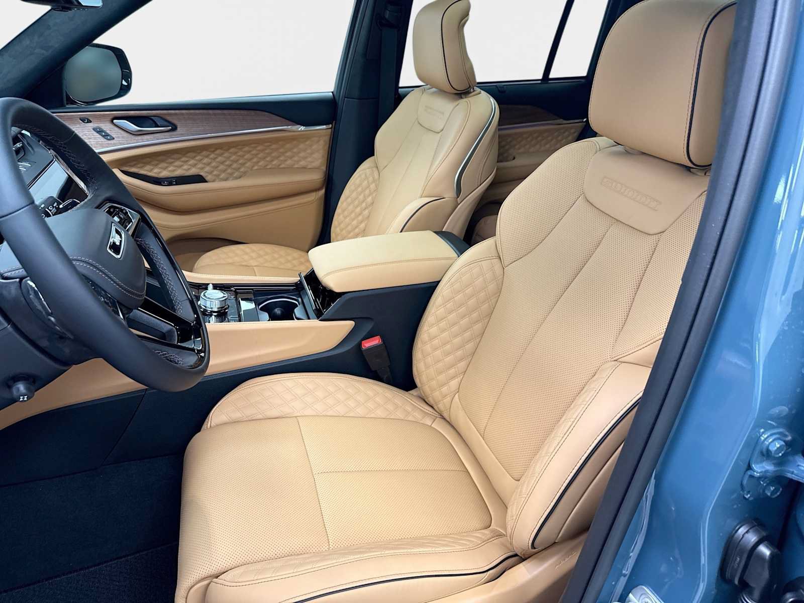 New 2026 Jeep Grand Cherokee Summit AWD/4WD image 13