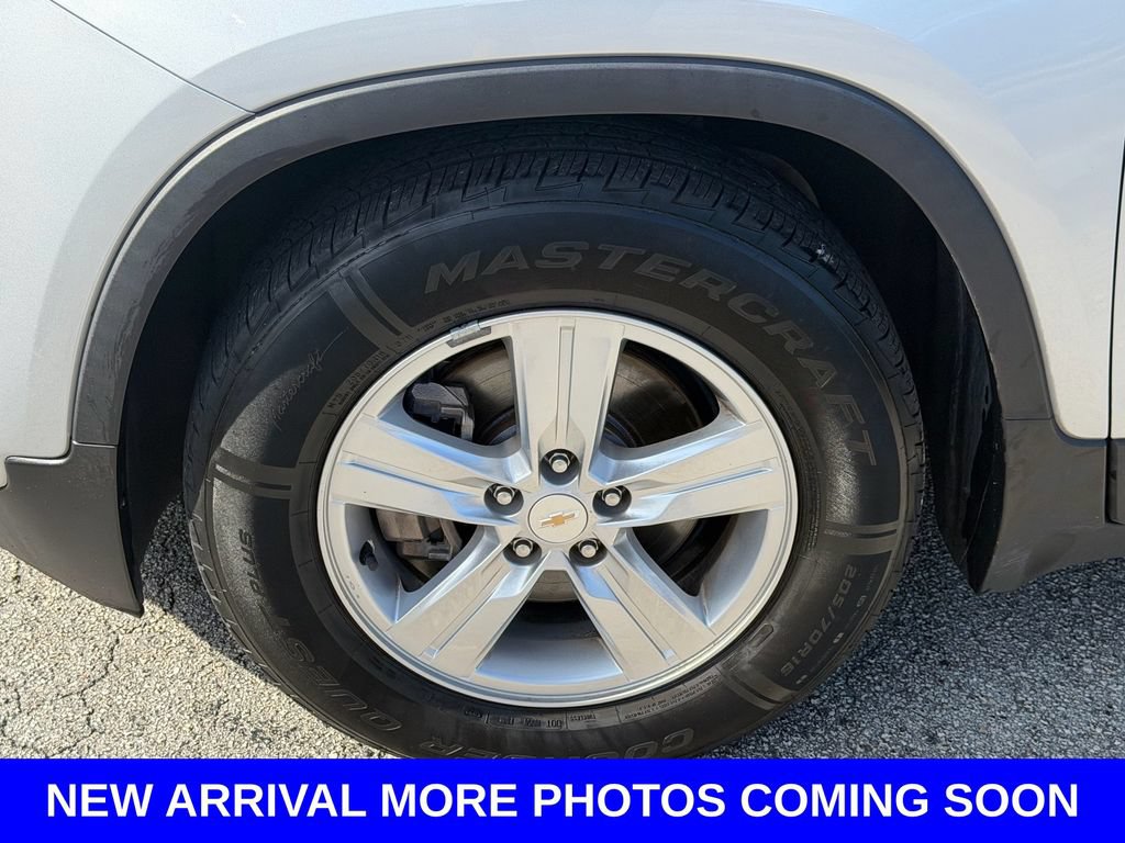 Used 2022 Chevrolet Trax LT w/ LT Convenience Package FWD image 18