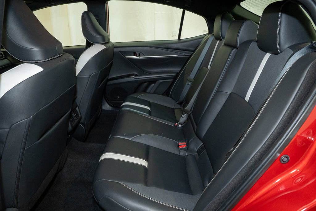 Certified 2025 Toyota Camry SE image 8