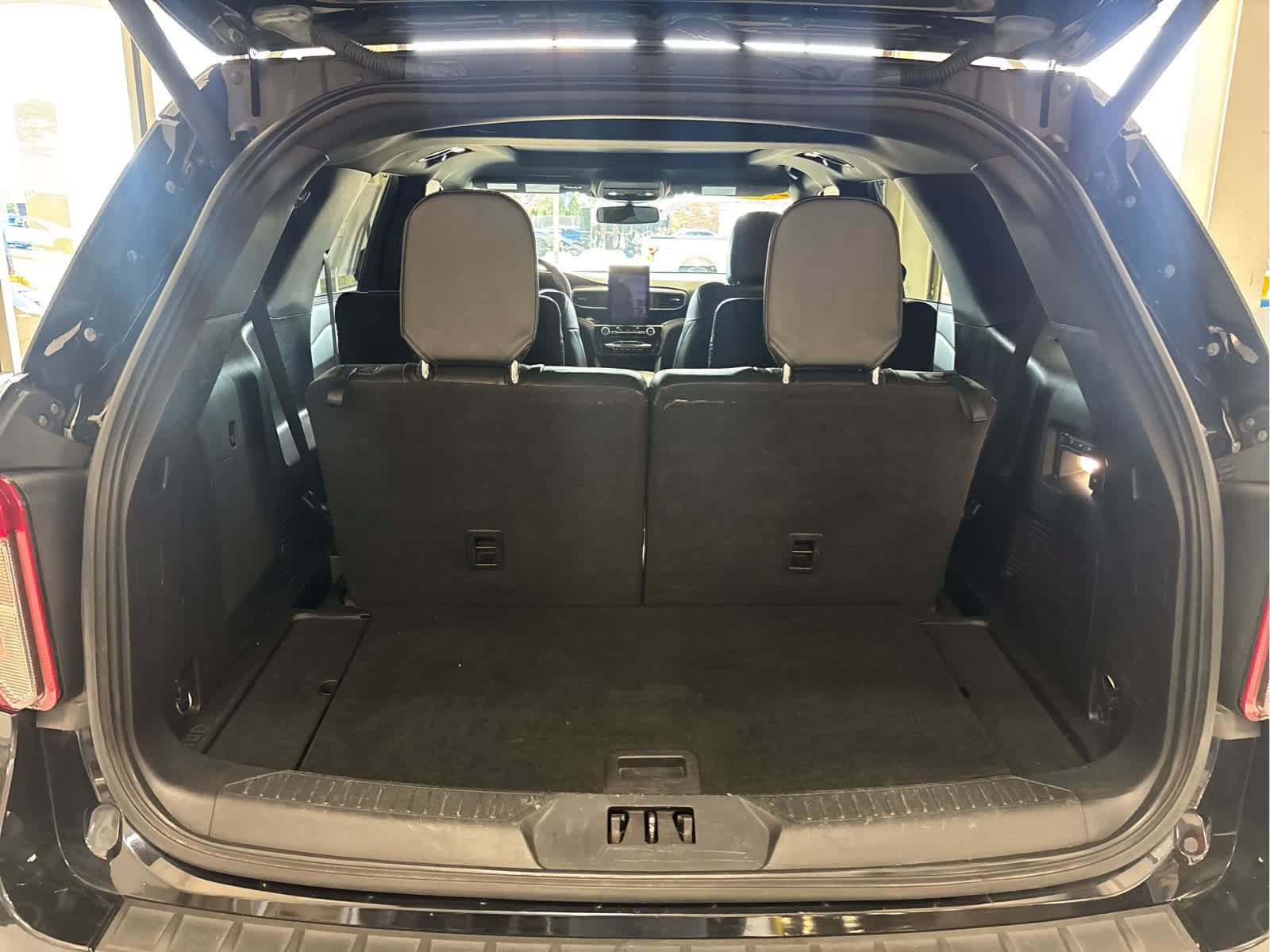 Used 2021 Ford Explorer ST w/ ST Street Pack AWD/4WD image 8