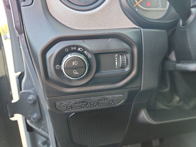 New 2025 Jeep Gladiator Sport image 27