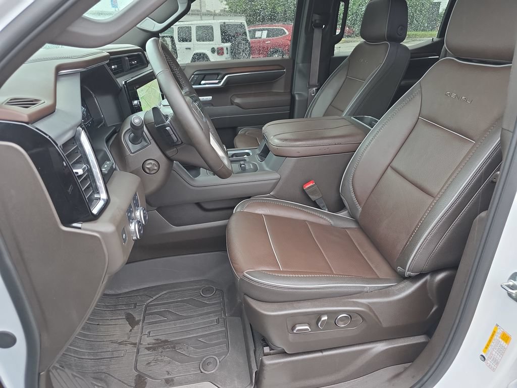 Used 2024 GMC Sierra 1500 Denali w/ Denali Reserve Package AWD/4WD image 12