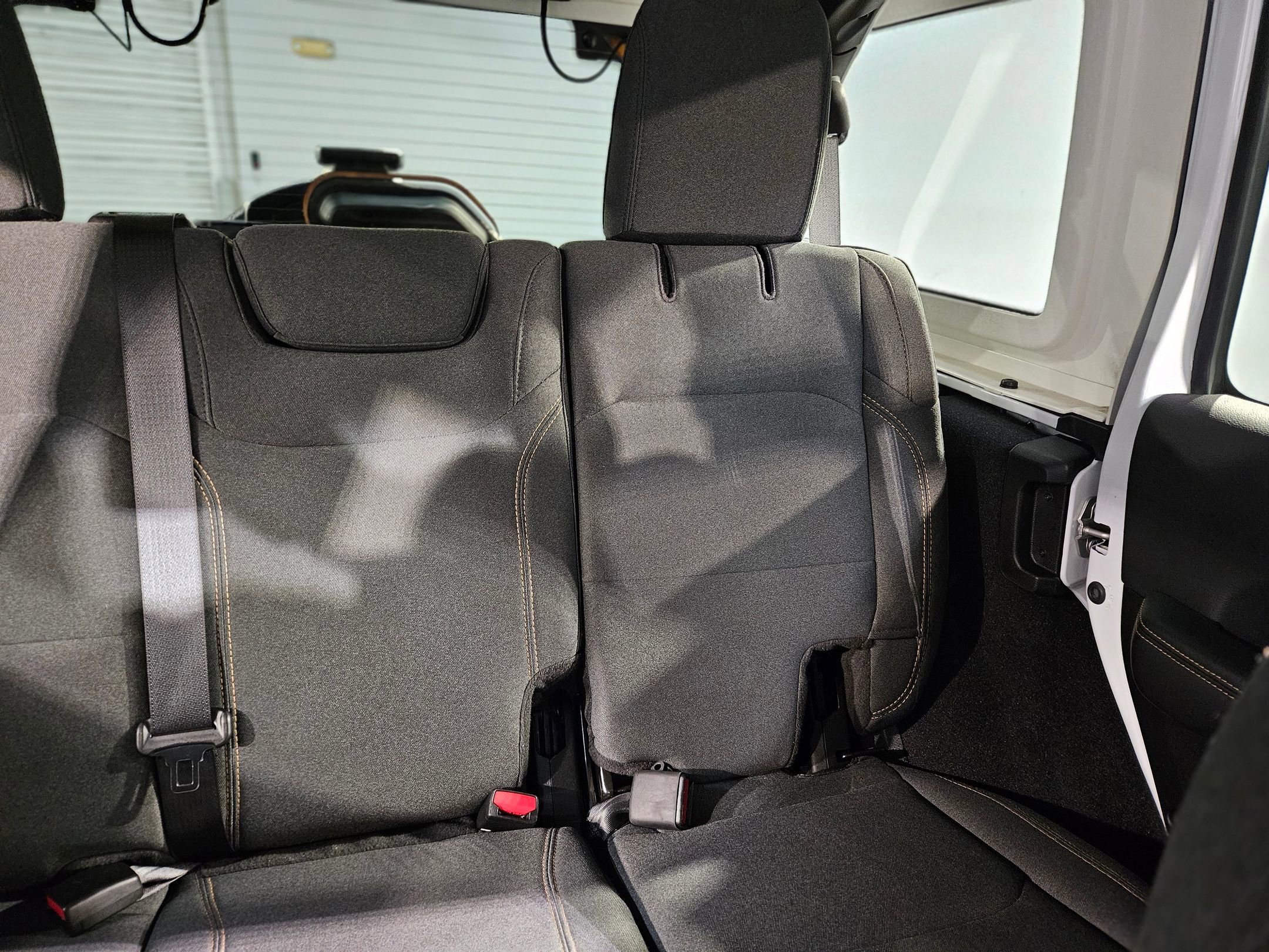 Used 2024 Jeep Wrangler Sahara image 14