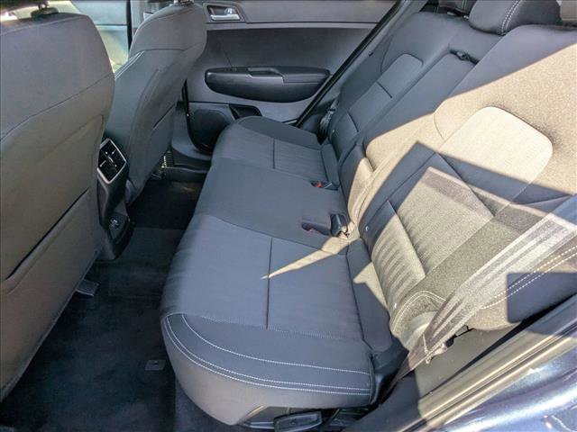 Used 2022 Kia Sportage LX image 17