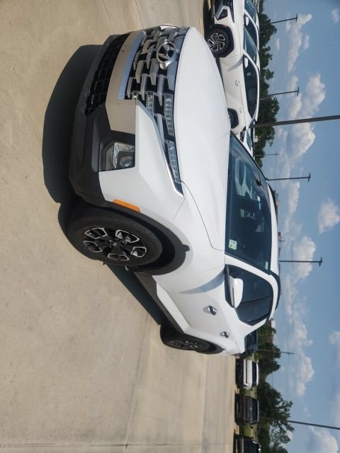 Used 2022 Hyundai Santa Cruz SEL w/ Activity Package AWD/4WD image 4