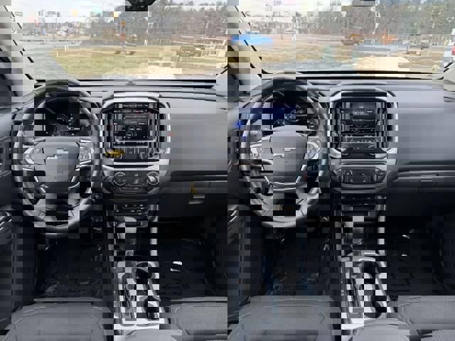 Used 2022 Chevrolet Colorado LT w/ Safety Package image 14