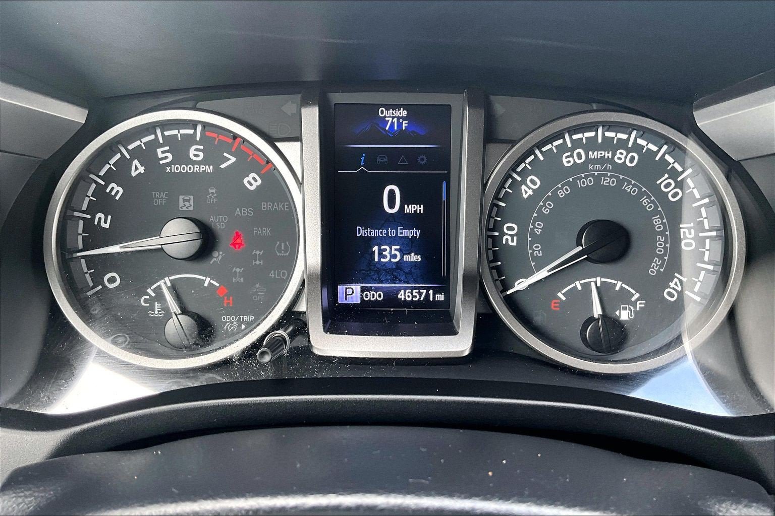 Used 2022 Toyota Tacoma SR5 AWD/4WD image 19