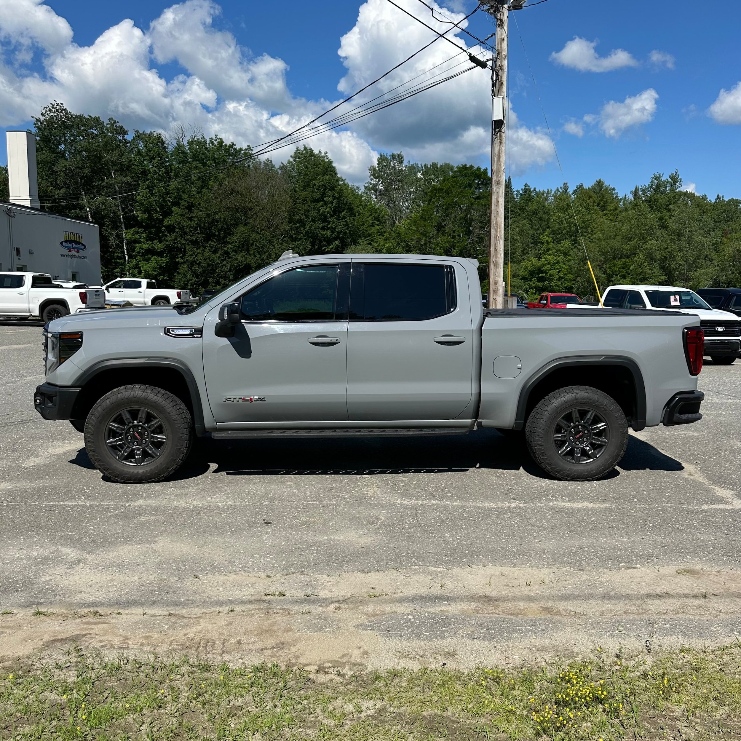 Used 2024 GMC Sierra 1500 AT4X AWD/4WD image 6