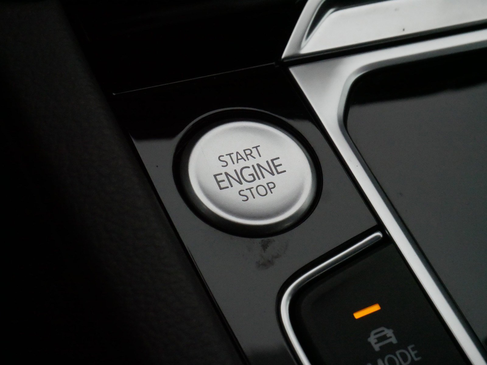 Used 2023 Volkswagen Arteon SEL Premium image 28