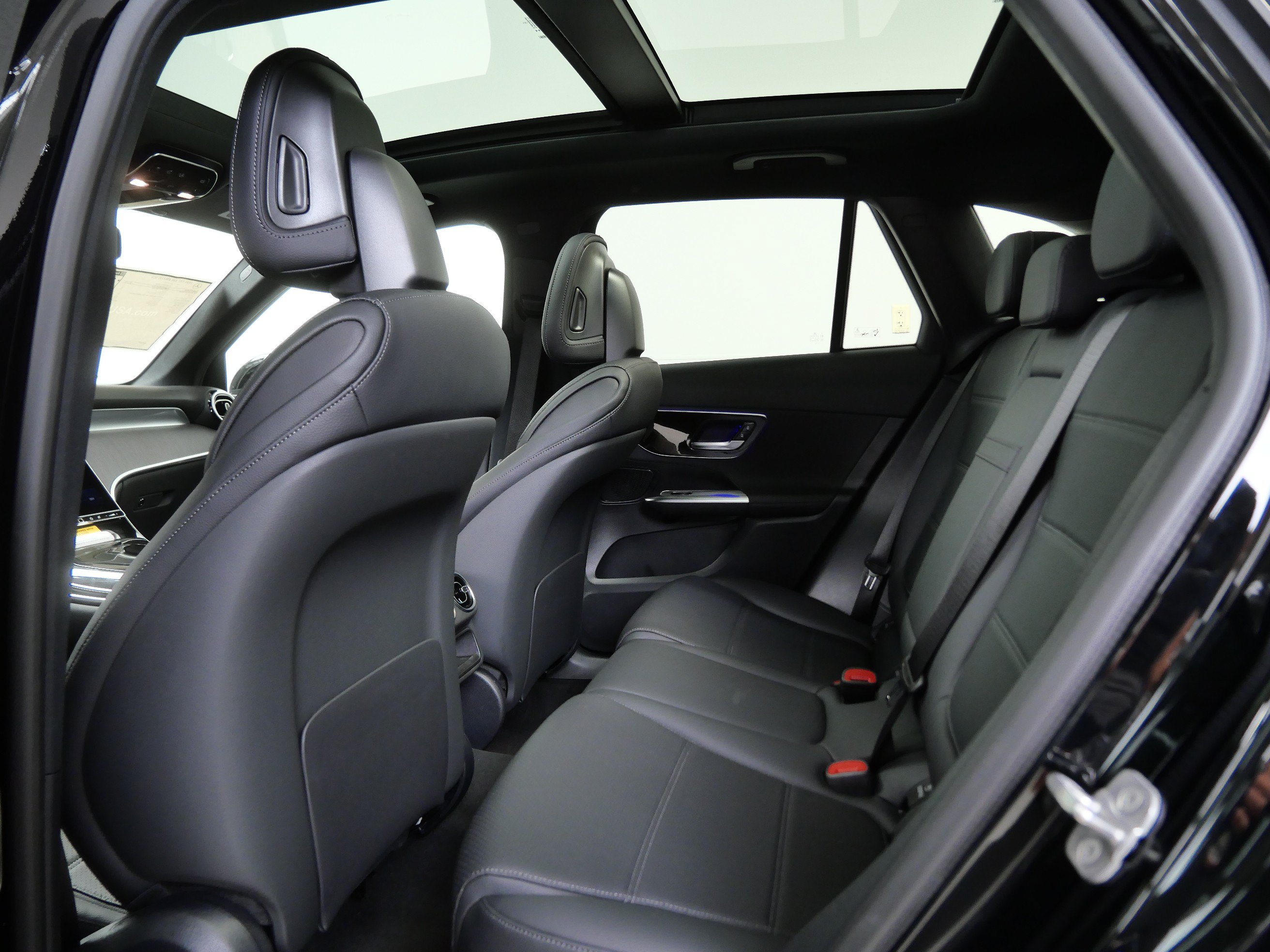 New 2026 Mercedes-Benz GLC 300 4MATIC image 10