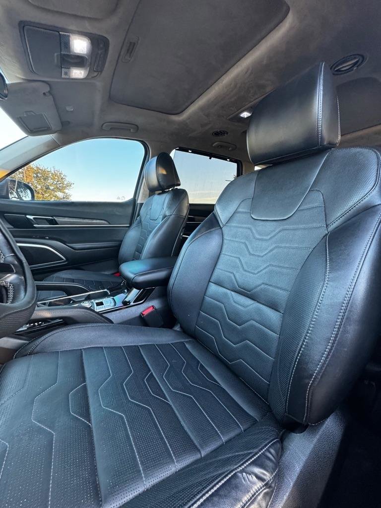 Used 2022 Kia Telluride SX w/ SX Prestige Package AWD/4WD image 10