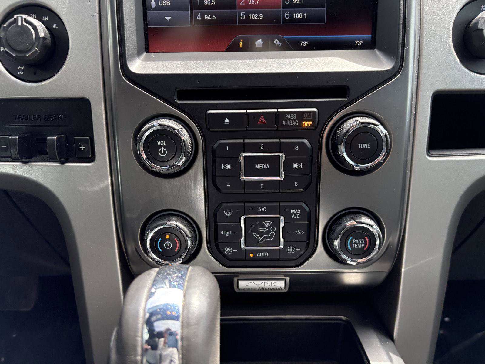 Used 2014 Ford F150 FX4 w/ Equipment Group 402A Luxury AWD/4WD image 16