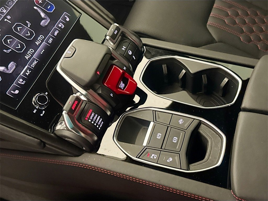 Used 2024 Lamborghini Urus S image 17