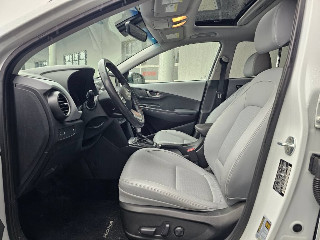 Used 2018 Hyundai Kona Limited FWD image 20