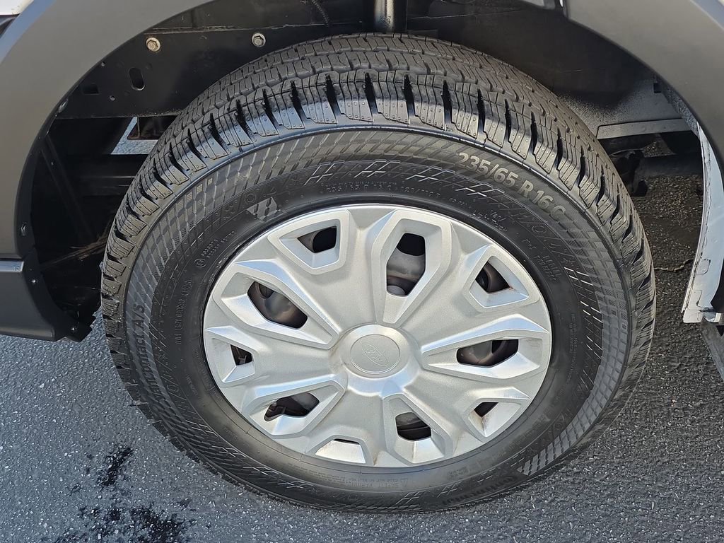 Used 2023 Ford Transit 250 Low Roof w/ Exterior Upgrade Package image 33