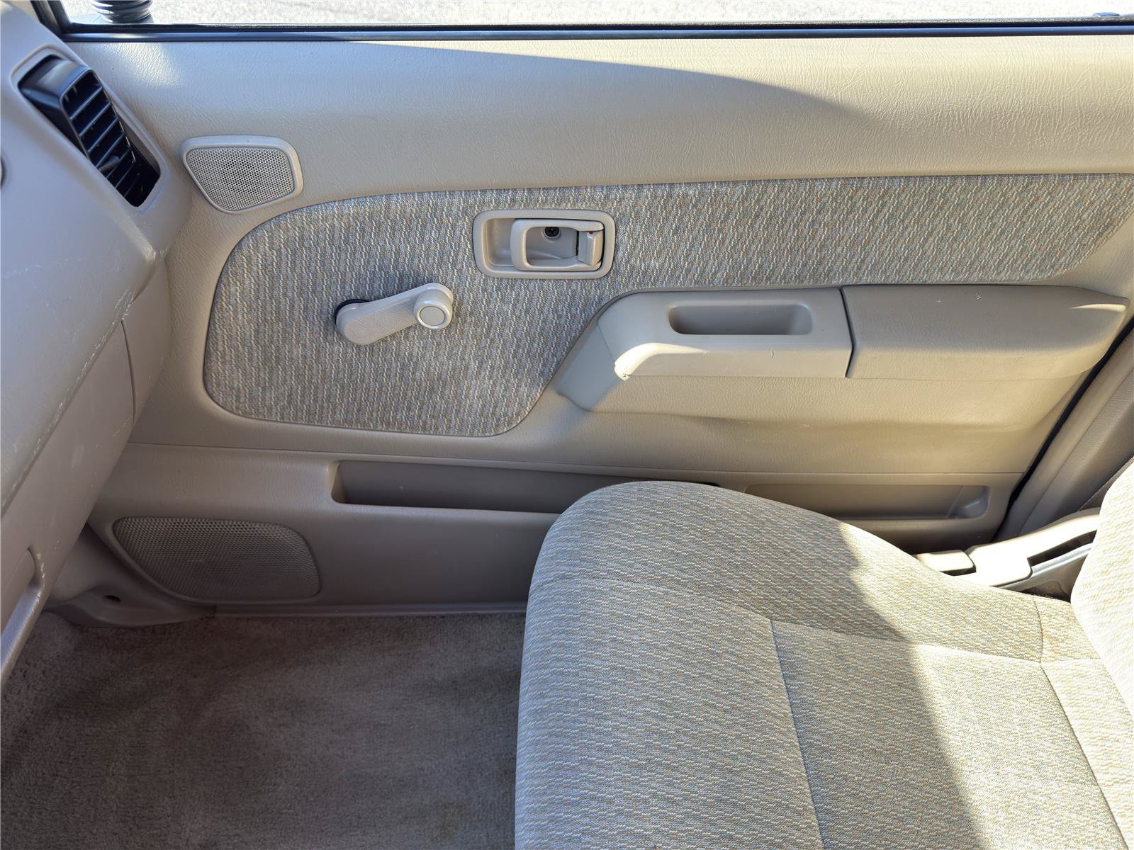 Used 1998 Nissan Frontier XE RWD image 30