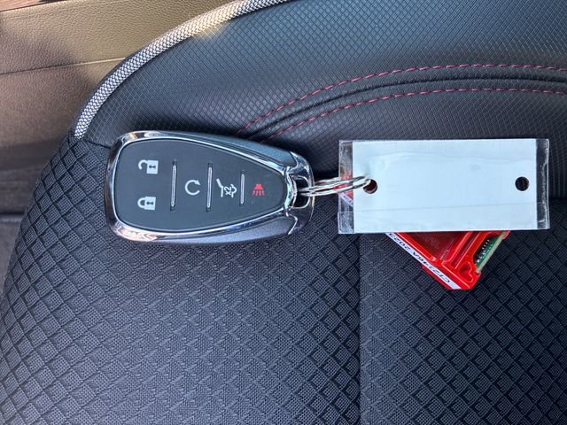 Used 2023 Chevrolet TrailBlazer RS w/ Sun and Liftgate Package AWD/4WD image 28