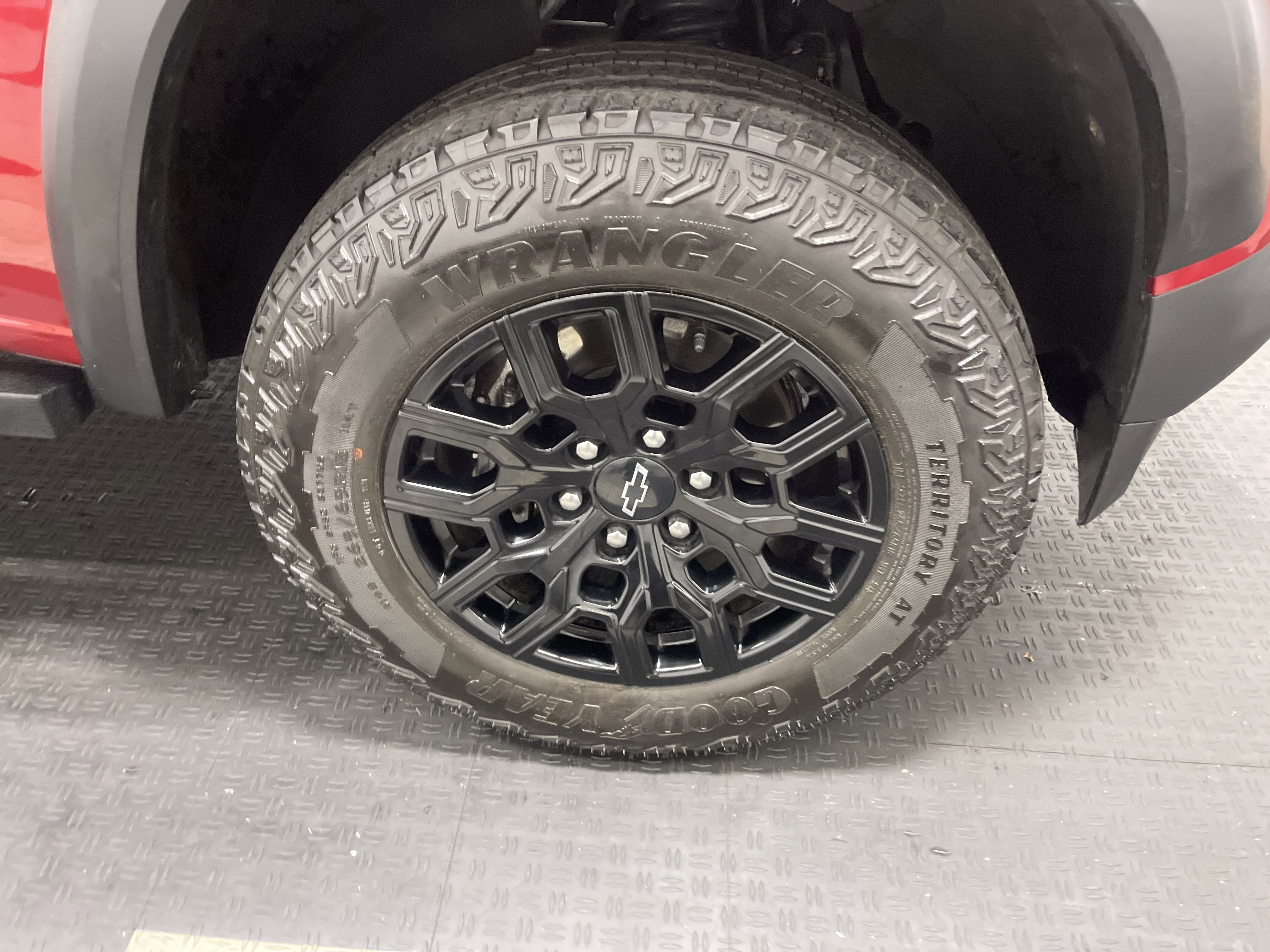 Used 2023 Chevrolet Colorado Trail Boss w/ Advanced Trailering Package image 27