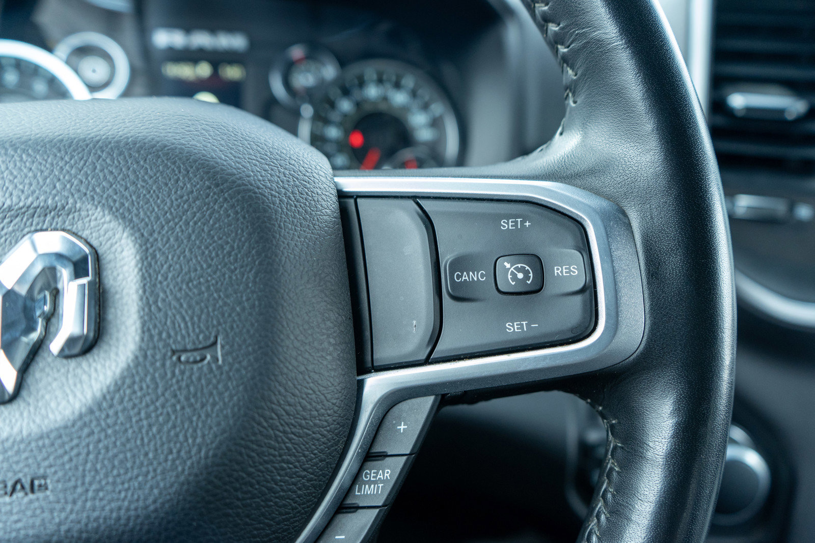 Used 2024 RAM 2500 Big Horn AWD/4WD image 24