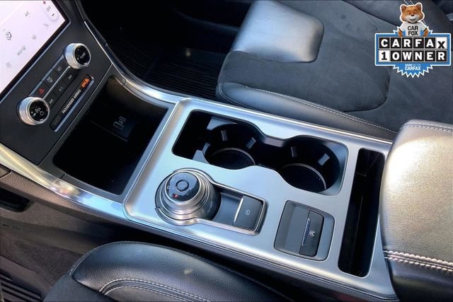 Used 2022 Ford Edge ST image 17