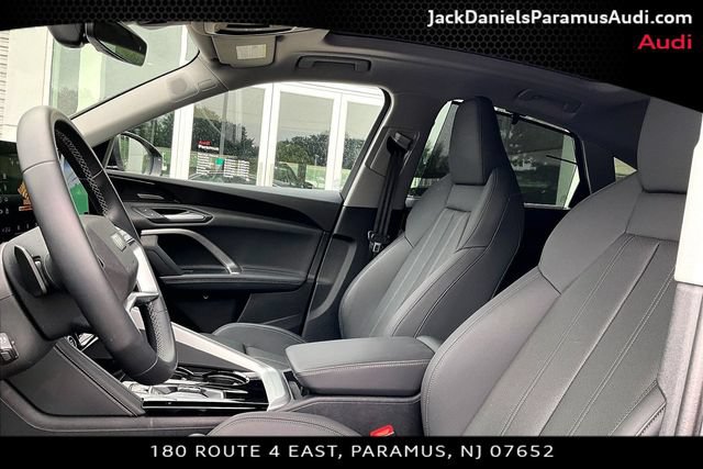 Used 2025 Audi Q5 Premium Plus w/ Premium Plus AWD/4WD image 17