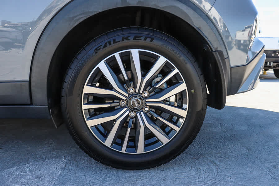 Used 2022 Nissan Kicks SV FWD image 10