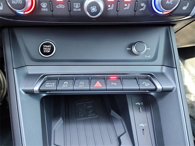 New 2025 Audi Q3 2.0T Premium image 18