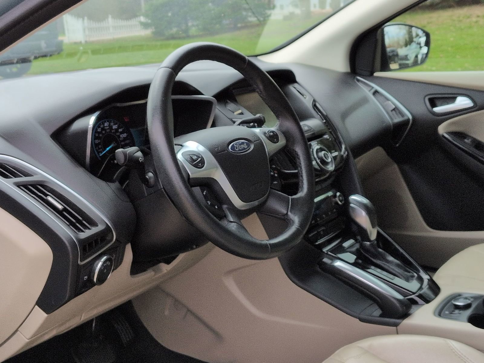 Used 2013 Ford Focus Electric Hatchback image 14