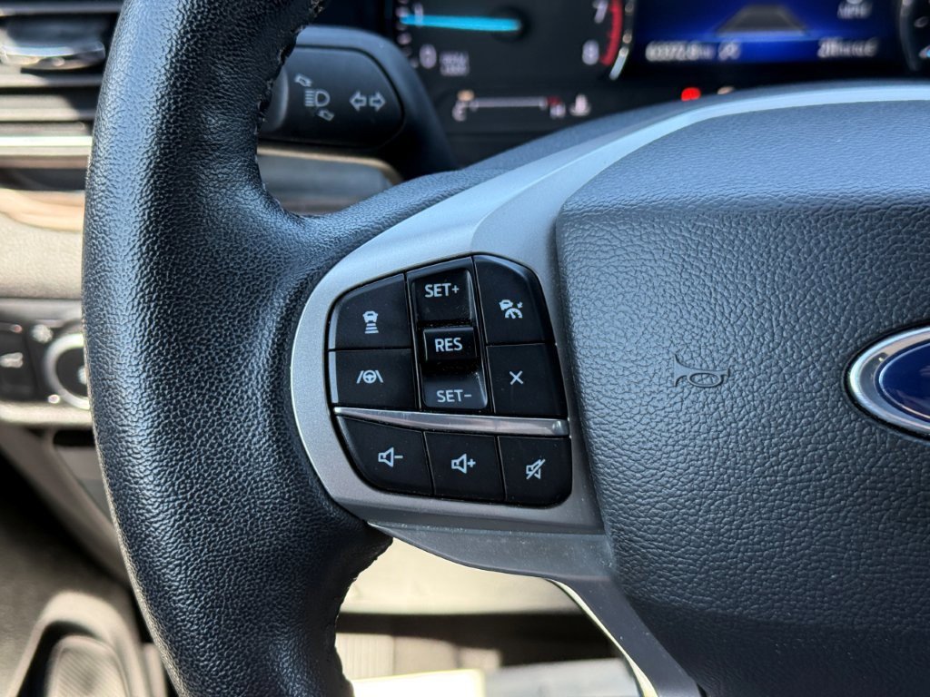 Certified 2023 Ford Explorer Limited AWD/4WD image 42