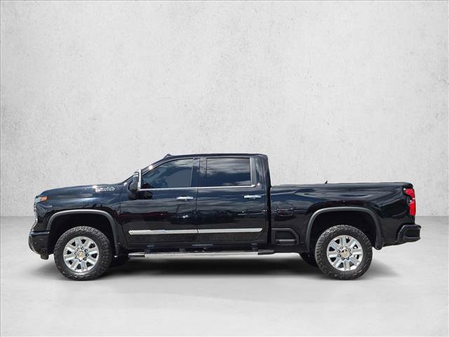 Used 2024 Chevrolet Silverado 3500 High Country w/ Technology Package AWD/4WD image 9