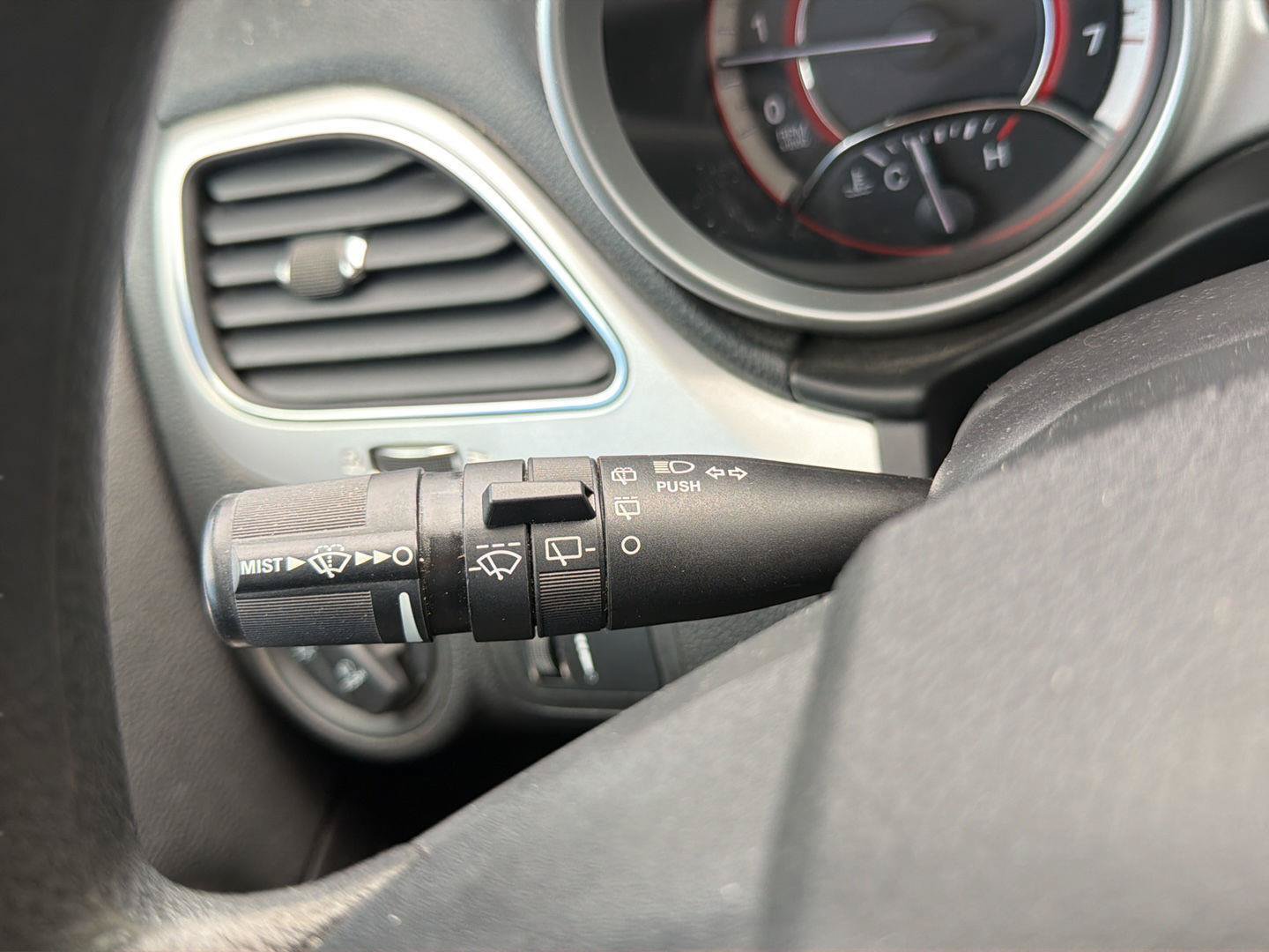 Used 2015 Dodge Journey SXT w/ Flexible Seating Group AWD/4WD image 21