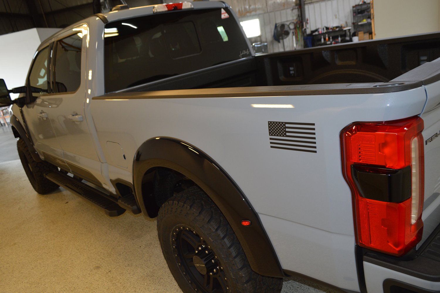New 2026 Ford F250 Lariat w/ Black Appearance Package image 5