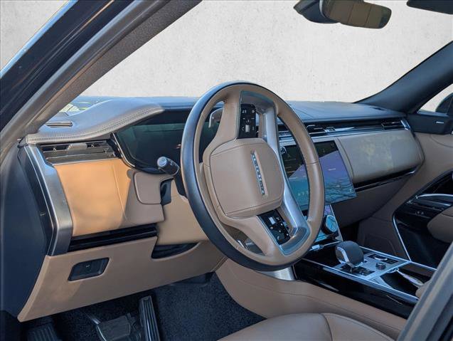Used 2023 Land Rover Range Rover SE image 11