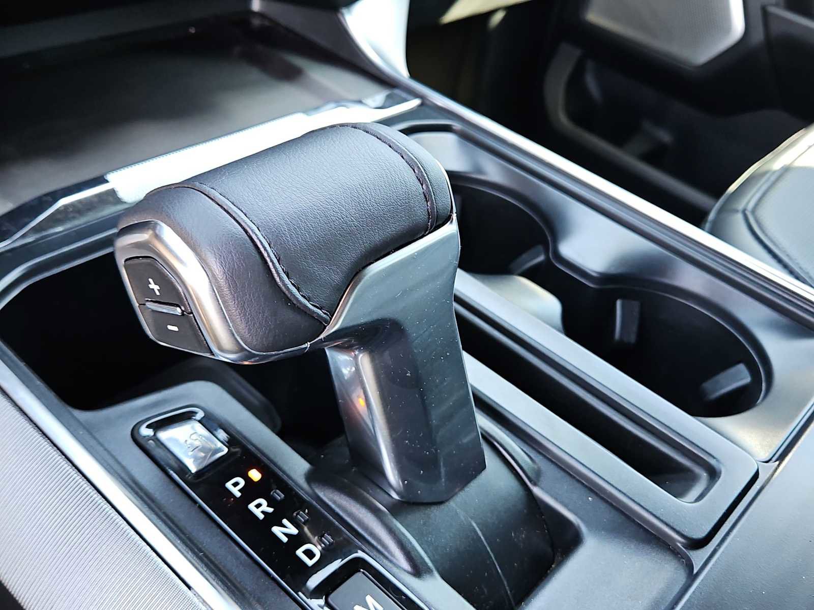 Used 2024 Ford F150 Platinum w/ Equipment Group 702A High image 21