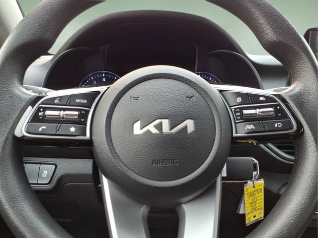 Used 2023 Kia Forte LXS w/ LXS Technology Package FWD image 23