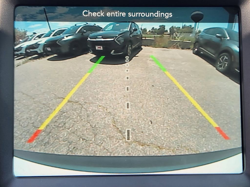 Used 2022 Jeep Cherokee Latitude image 28