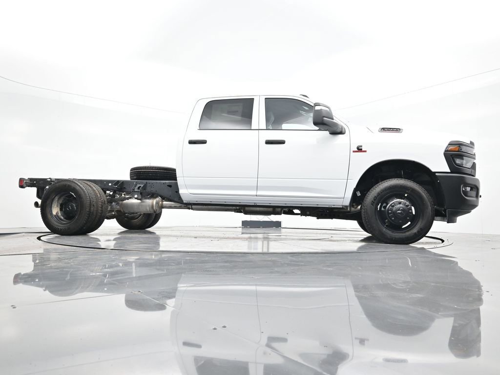 New 2026 RAM 3500 Tradesman image 32
