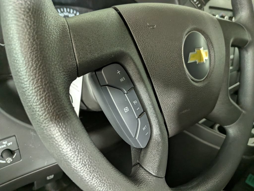New 2026 Chevrolet Express 2500 w/ Driver Convenience Package RWD image 24