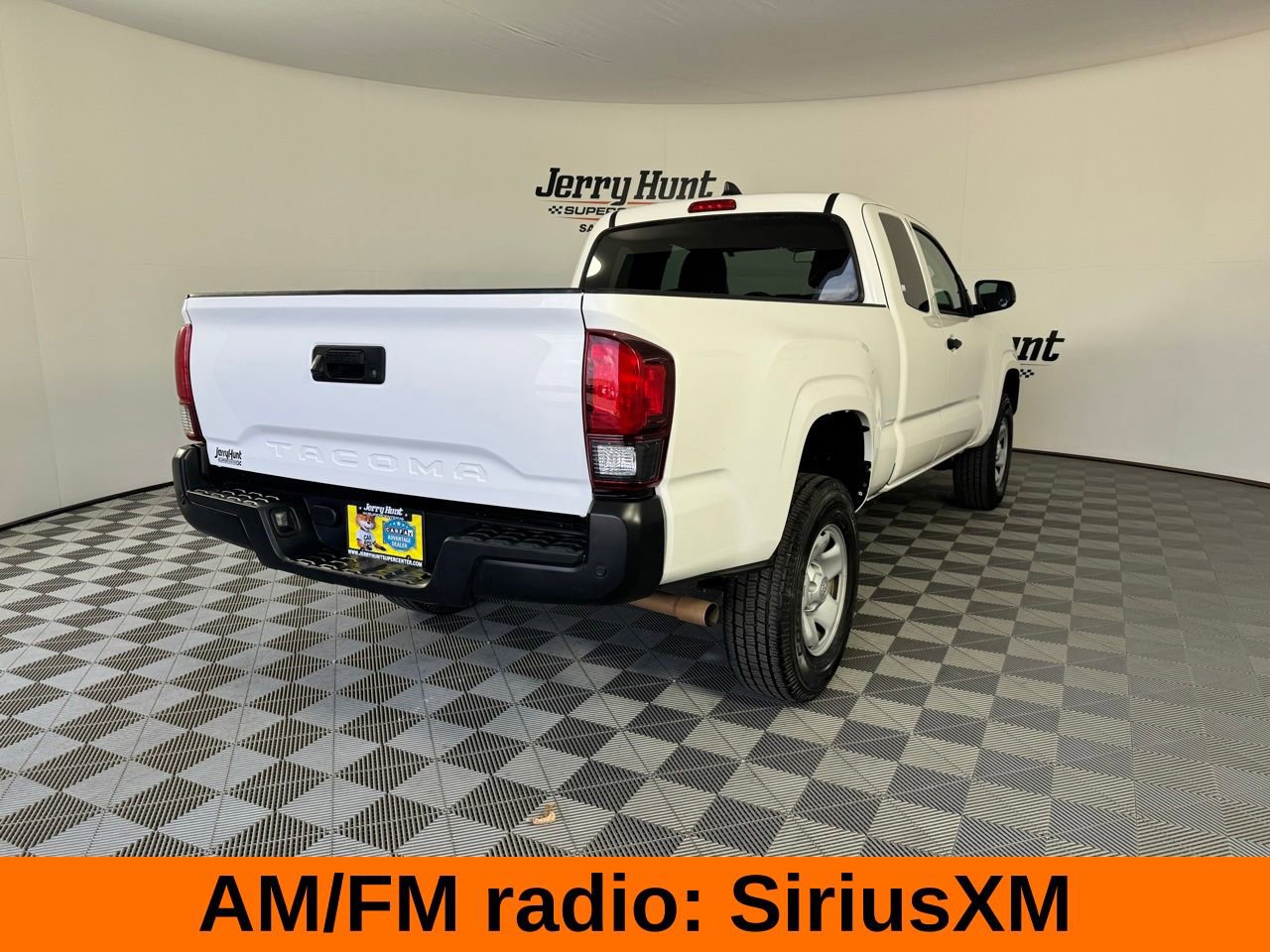 Used 2021 Toyota Tacoma SR image 7