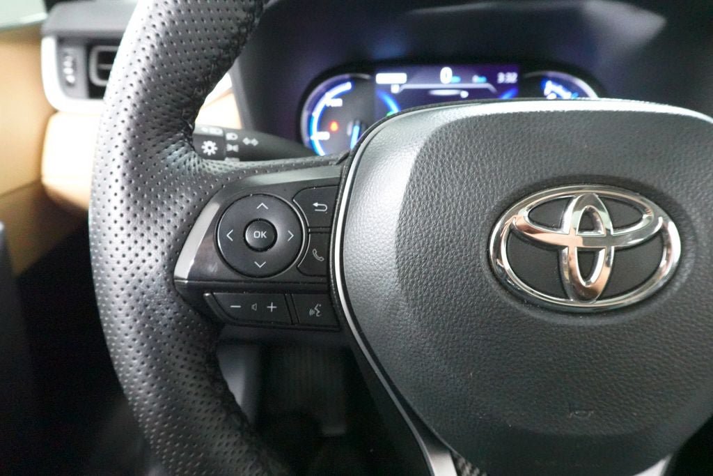Used 2024 Toyota RAV4 XLE w/ Convenience Package AWD/4WD image 12