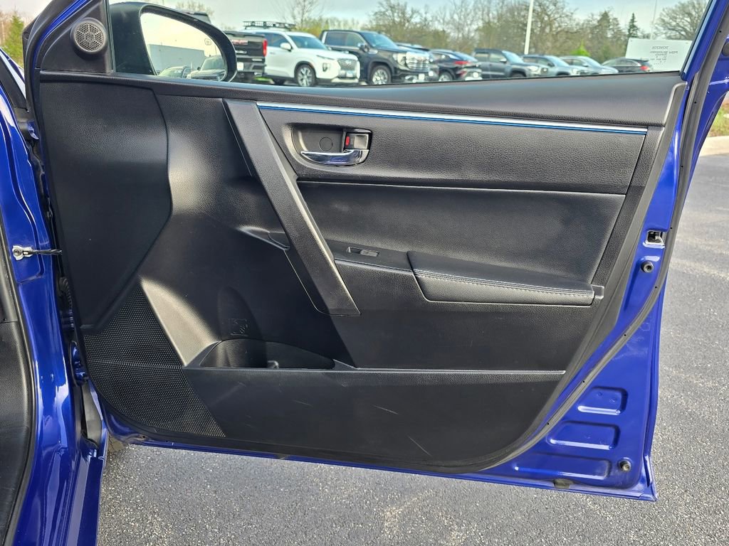 Used 2016 Toyota Corolla S image 28