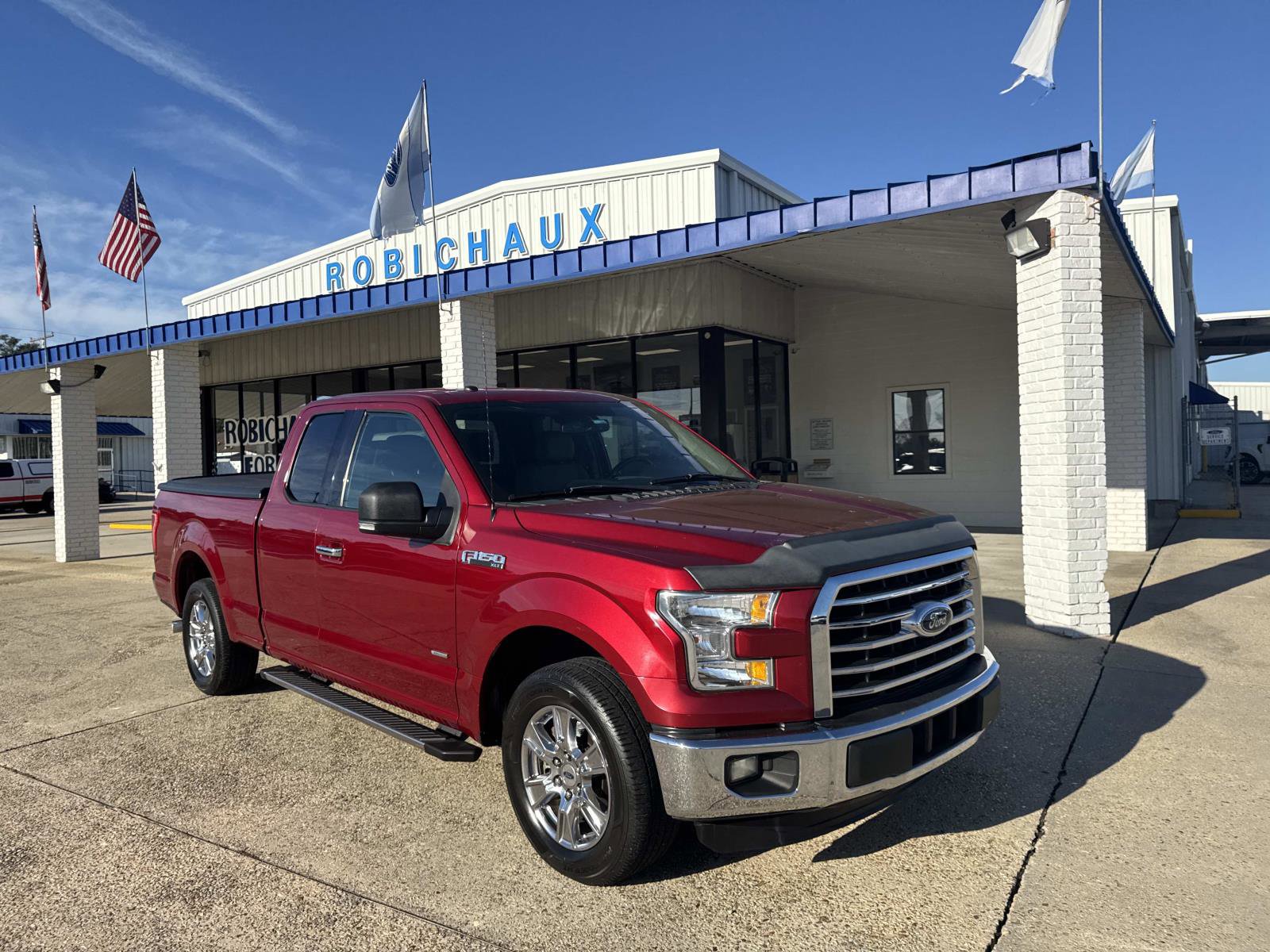 Used 2016 Ford F150 XLT w/ Equipment Group 301A Mid