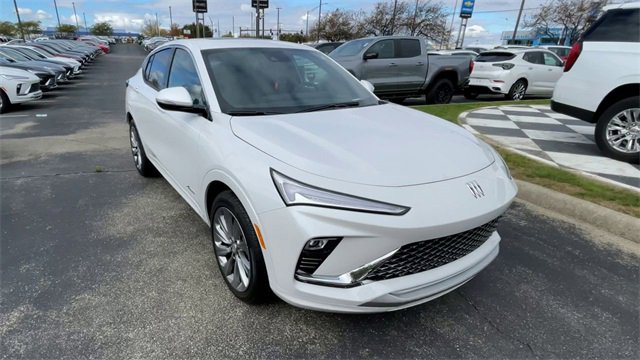 New 2025 Buick Envista Avenir image 4