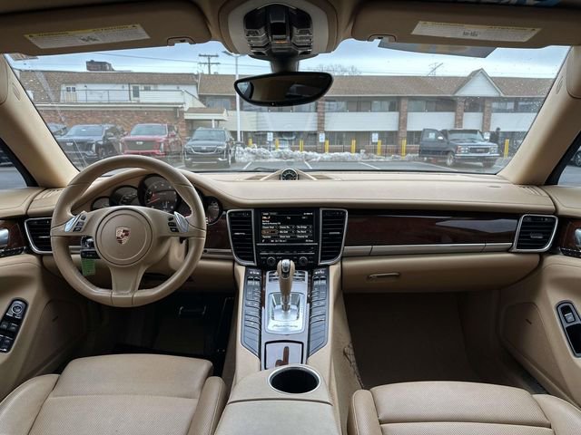 Used 2013 Porsche Panamera 4 image 71